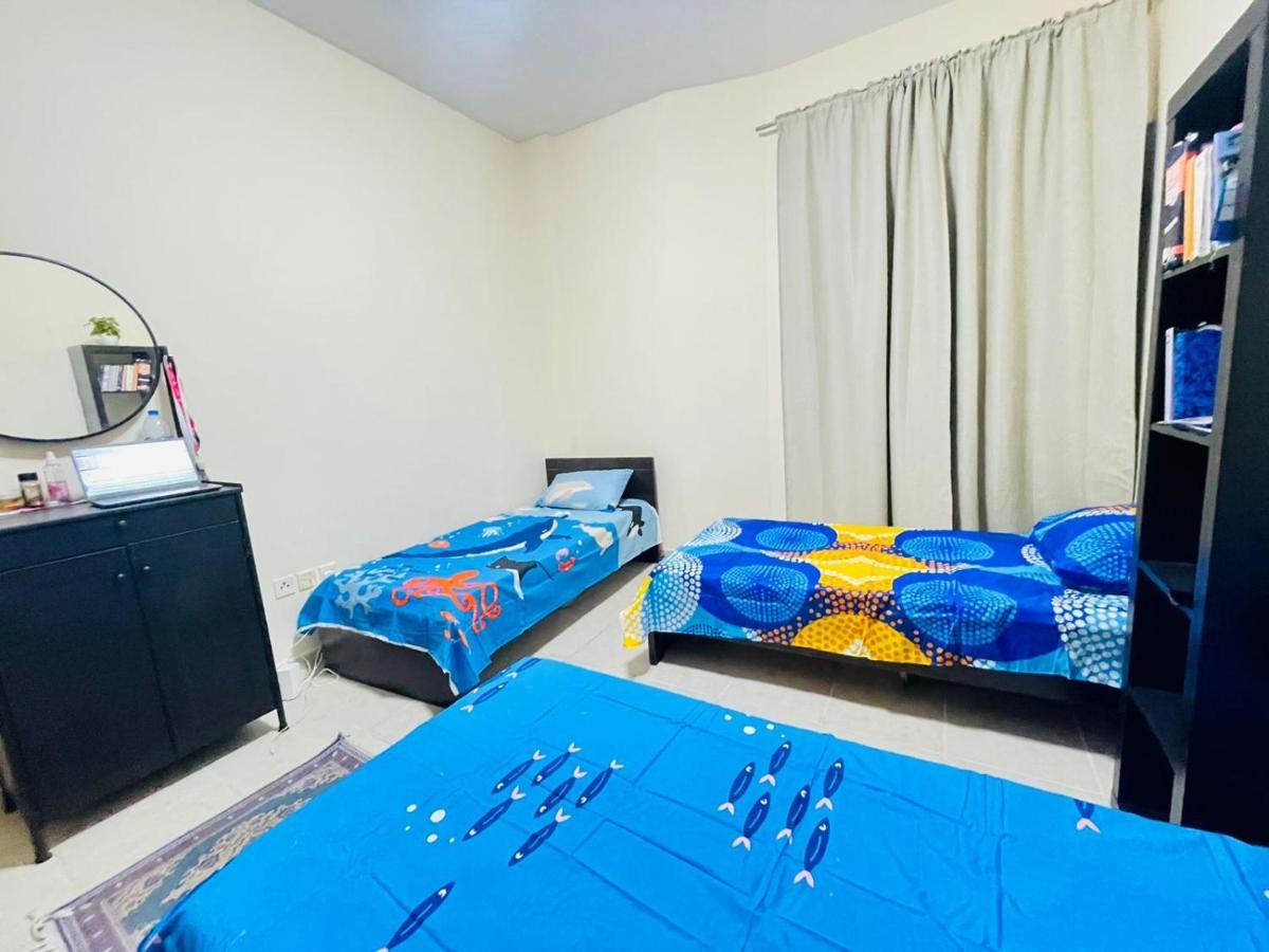 Dubai Hostel Ngoại thất bức ảnh