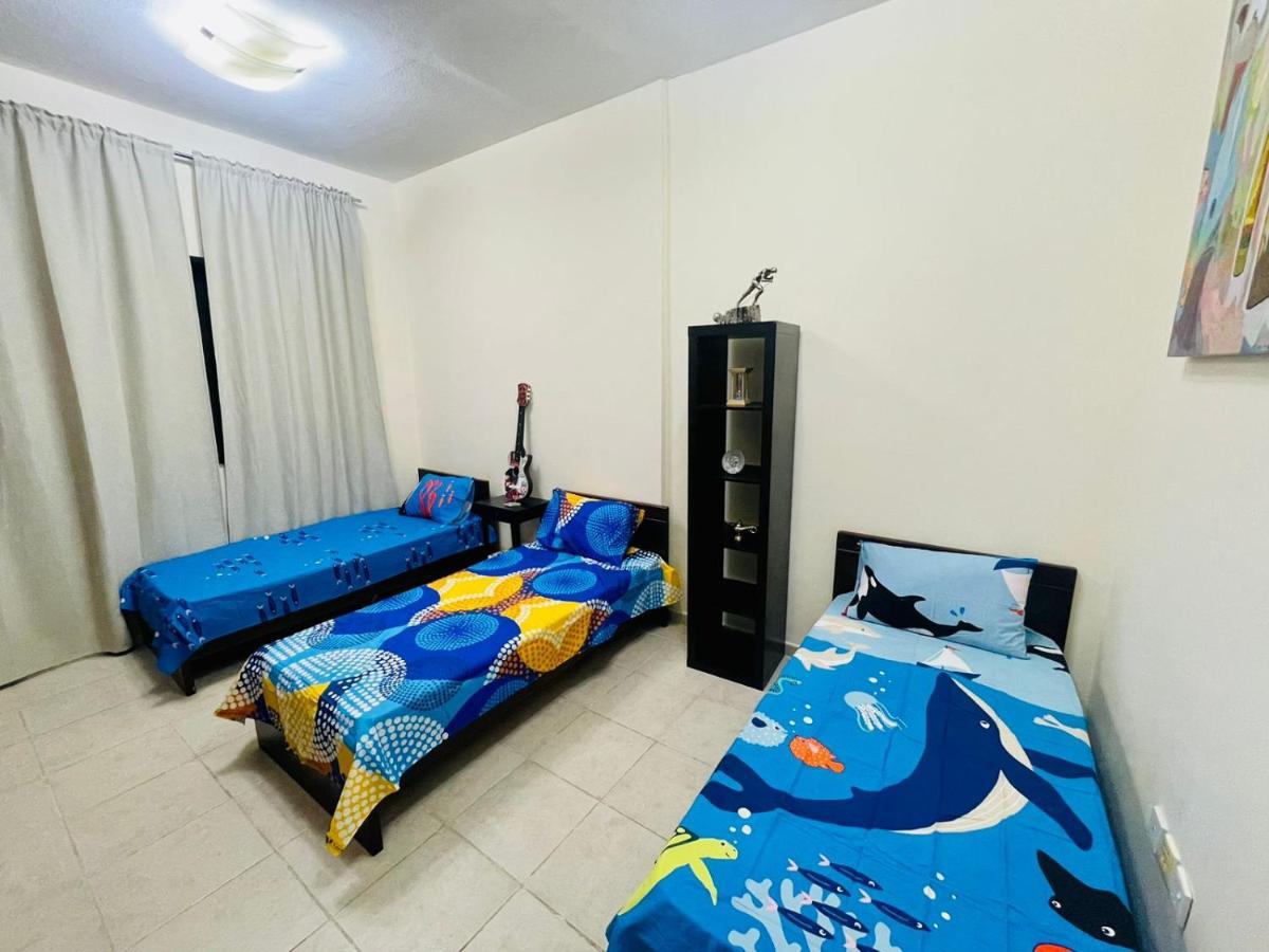 Dubai Hostel Ngoại thất bức ảnh